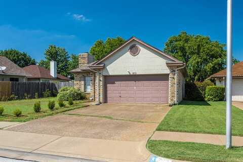 809 Waverly Drive, Arlington, TX 76015