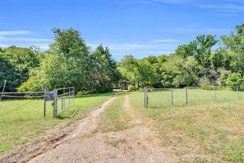 933 El Camino Road, Waxahachie, TX 75167