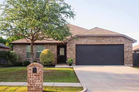5721 Kennedy Street, Watauga, TX 76148