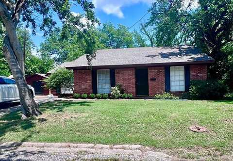 1206 Earl Street, Commerce, TX 75428