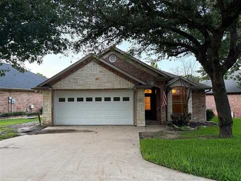 120 Saint Francis Lane, Mabank, TX 75156