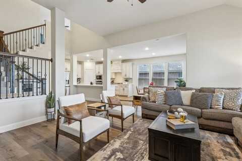 233 Lakewood Lane, Ponder, TX 76259