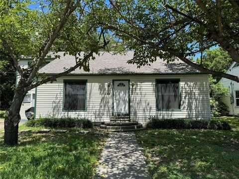 208 N Elm Street, Royse City, TX 75189