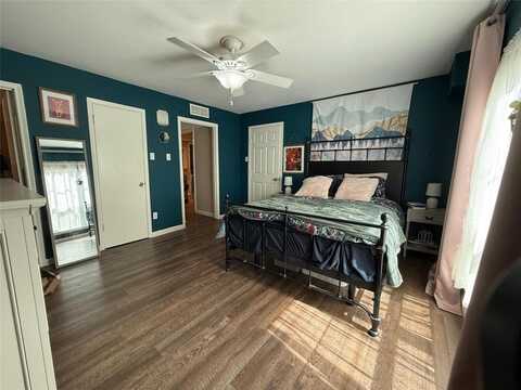 5049 Cedar Springs Road, Dallas, TX 75235