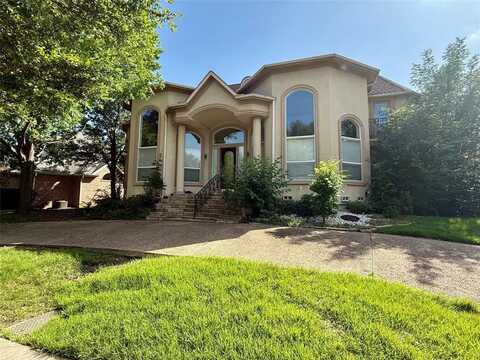 2127 Clearspring Drive N, Irving, TX 75063