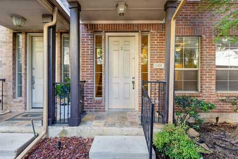 2028 N Haskell Avenue, Dallas, TX 75204