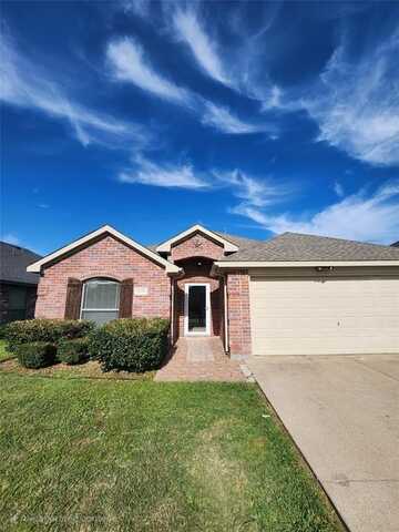12229 Hunters Knoll Drive, Fort Worth, TX 76028