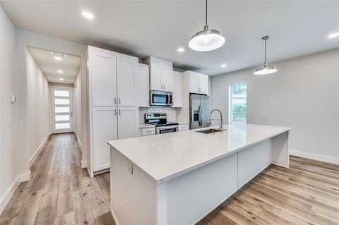 421 Athenia Drive, Fort Worth, TX 76114