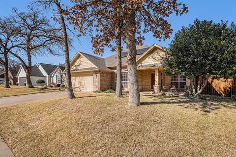 813 Royal Oak Lane, Burleson, TX 76028
