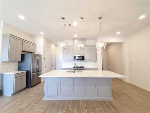 8238 Primrose Way, Dallas, TX 75252