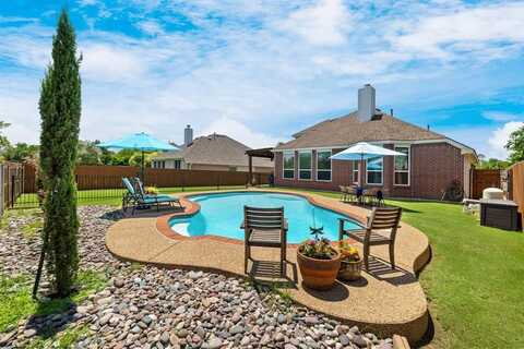 5136 Raisintree Drive, Fort Worth, TX 76244