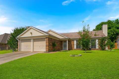 4306 Emerson Drive, Grand Prairie, TX 75052
