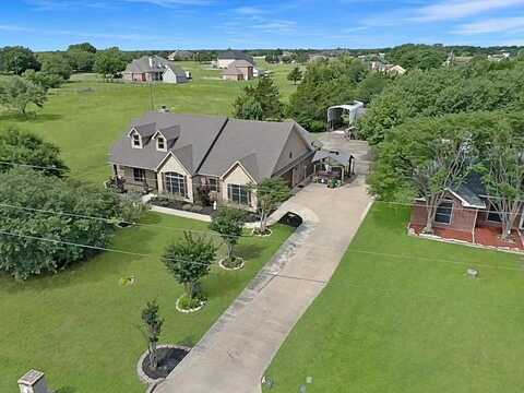 727 Rock Hill Drive, Red Oak, TX 75154