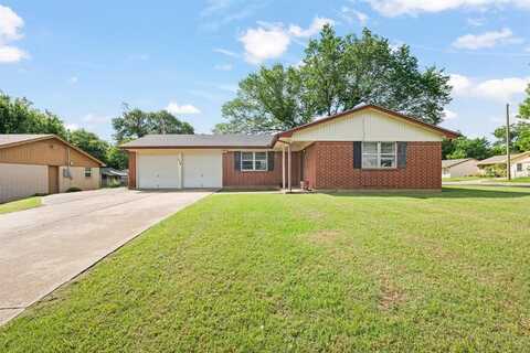 118 NE Michael Drive, Burleson, TX 76028