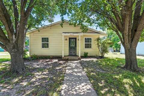 506 E 15th Street, Bonham, TX 75418