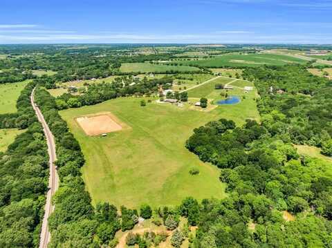 9840 County Road 305, Grandview, TX 76050