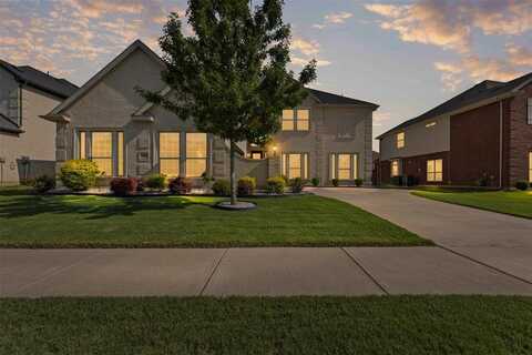 2711 La Jolla Boulevard, Grand Prairie, TX 75054