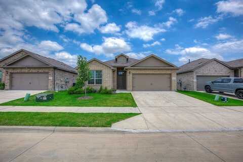 8504 Wildwest Drive, Fort Worth, TX 76131