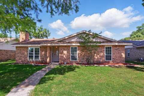 215 Edgewood Drive, Coppell, TX 75019