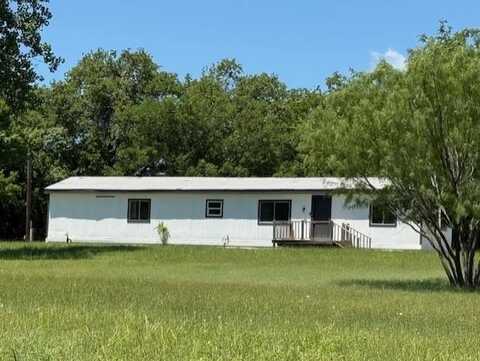 125 Oak Drive, Springtown, TX 76082