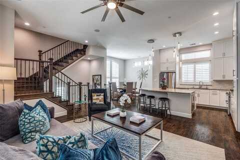 731 Spanish Oaks Place, Dallas, TX 75204