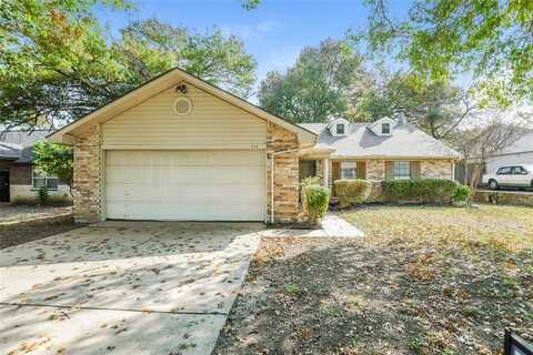 628 Nora Lane, DeSoto, TX 75115