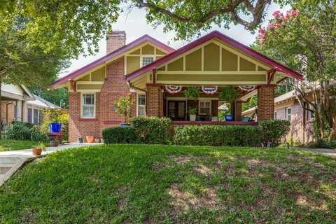 2220 Mistletoe Boulevard, Fort Worth, TX 76110