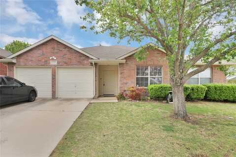 8300 Southern Prairie Drive, Fort Worth, TX 76123