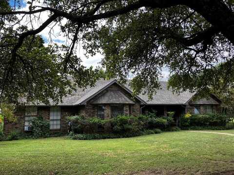 3901 S Nolan River Road, Cleburne, TX 76033