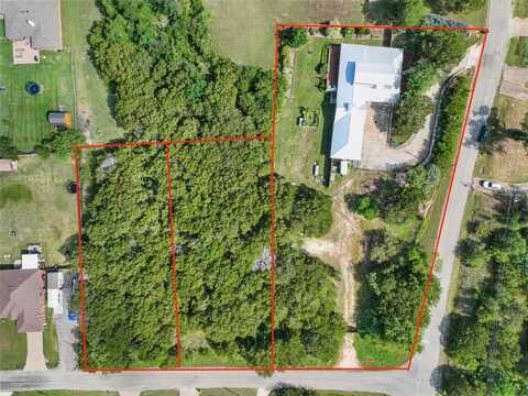 1305 W Chippewa Trail, Granbury, TX 76048