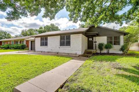 4817 Waldron Avenue, Fort Worth, TX 76133