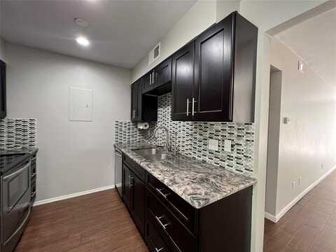 4004 Ridglea Country Club Drive, Fort Worth, TX 76126