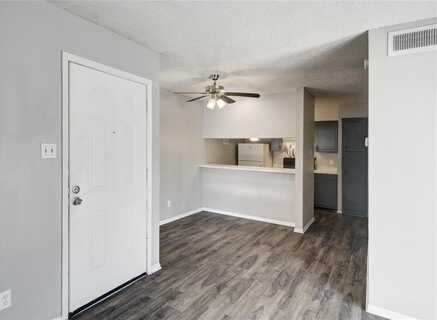 5612 Boca Raton Boulevard, Fort Worth, TX 76112