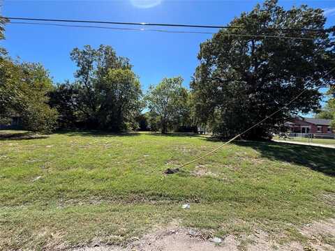 1607 Wesley Street, Greenville, TX 75401