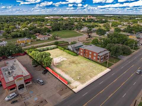 902 W Walker Street, Breckenridge, TX 76424