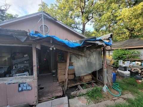 1800 Dove Drive, Quinlan, TX 75474