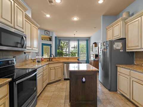 124 Porter Drive, Decatur, TX 76234