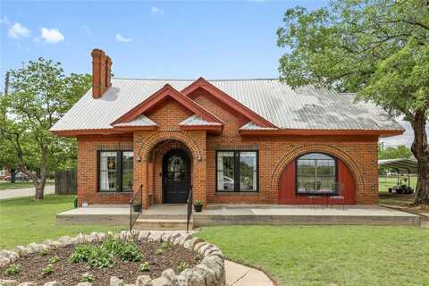 803 Norwood Street, Brownwood, TX 76801