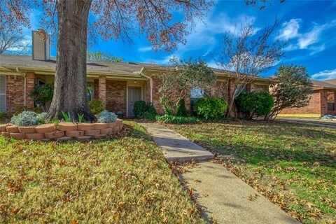 1113 Oaklawn Court, Bedford, TX 76022