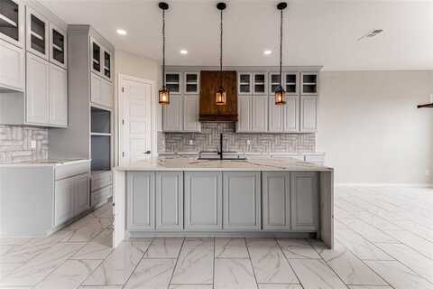 980 E PECAN TREE Road, Waxahachie, TX 75165