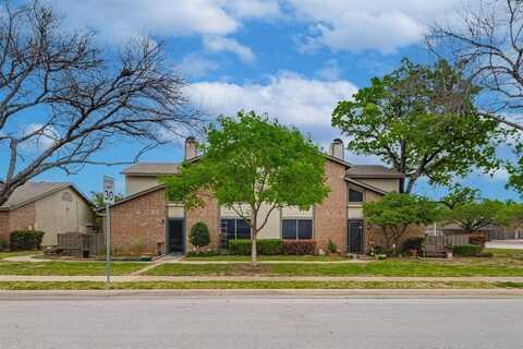 340 W Harwood Road, Hurst, TX 76054