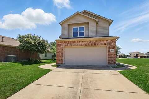 1900 Cassandra Court, Fort Worth, TX 76131