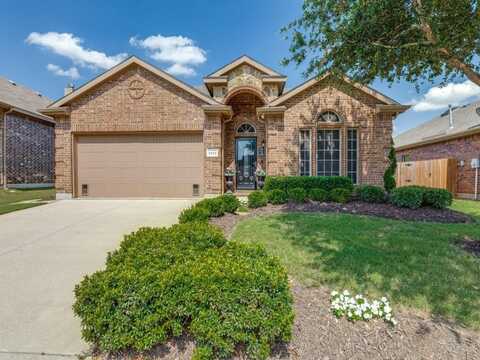 3033 Maple Creek Drive, Fort Worth, TX 76177
