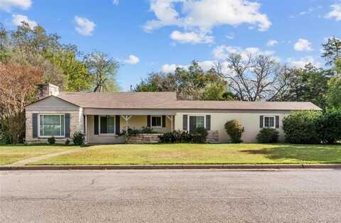 4045 Carolyn Road, Fort Worth, TX 76109