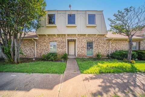24 W Mountain Creek Drive, Grand Prairie, TX 75052