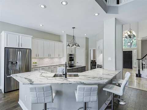 918 Midland Creek Drive, Southlake, TX 76092