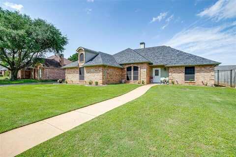 105 Shorewood Place, Joshua, TX 76058