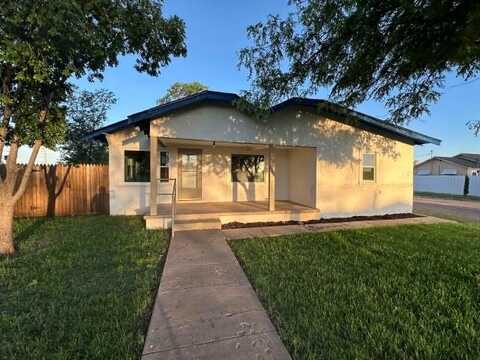 313 Avenue F, Hereford, TX 79045