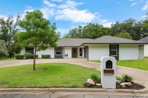 5305 Links Drive, Waco, TX 76708