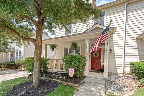 10641 Astor Drive, Fort Worth, TX 76244